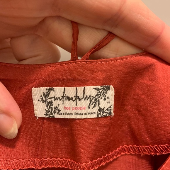 ✨HP✨Free People Scalloped Silk Tank - Picture 6 of 6